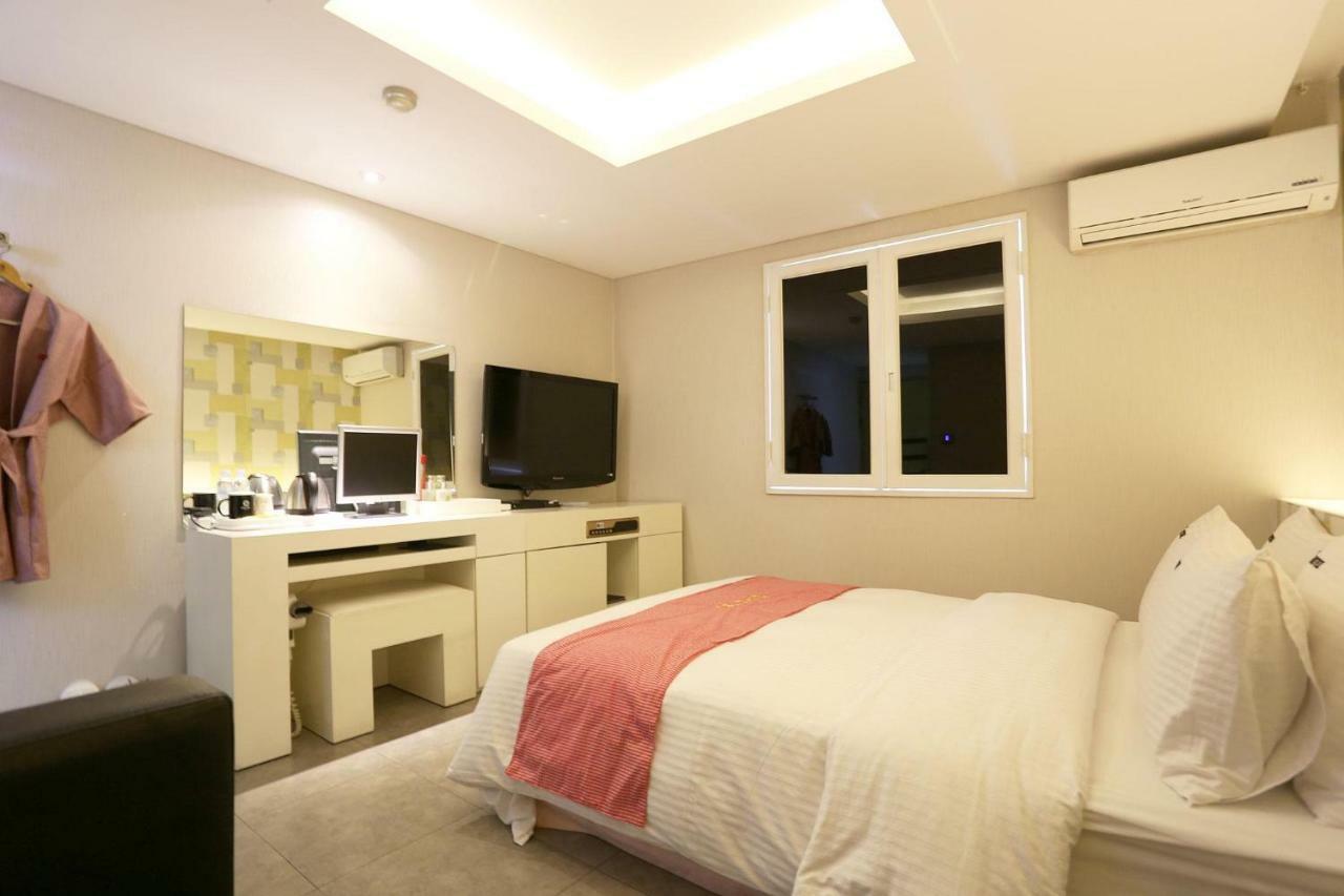 Q Hotel Paju Dış mekan fotoğraf
